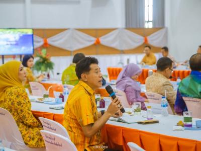 ประชุมหัวหน้าส่วนราชการและรัฐวิสาหกิจ สังกัดกระทรวงมหาดไทย