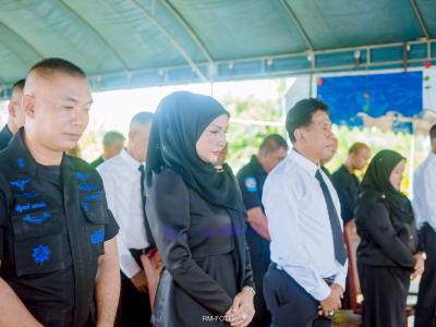 พิธีลงนามถวายอาลัย