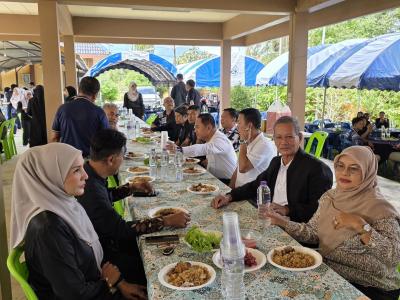ร่วมต้อนรับนิติกรคนใหม่