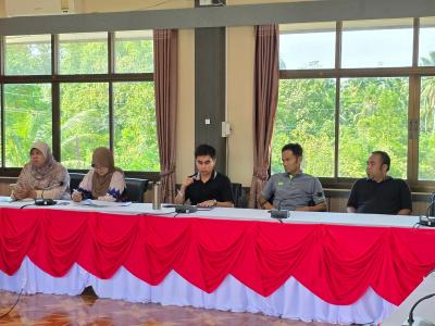 ประชุมปรึกษาหารือเตรียมความพร้อมการรับสมัครเลือกตั้ง