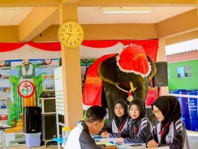 ประมวลภาพบรรยากาศการรับสมัครสมาชิกสภาและนายกอบต.ลุโบะบือซา