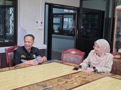 ผู้ตรวจการเลือกตั้งประจำจังหวัดนราธิวาสลงพื้นที่เข้าตรวจเยี่ยม