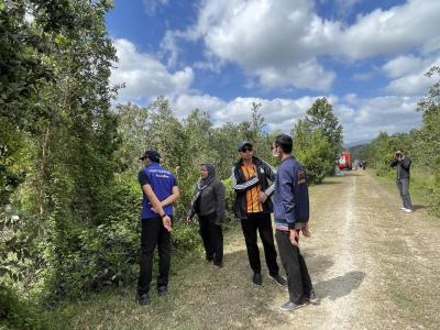 ลงพื้นที่ติดตาสถานการณ์ไฟไหม้ป่าพรุ