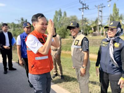 ร่วมต้อนรับรองผู้ว่าราชการจังหวัดนราธิวาสลงพื้นที่จุดตรวจ