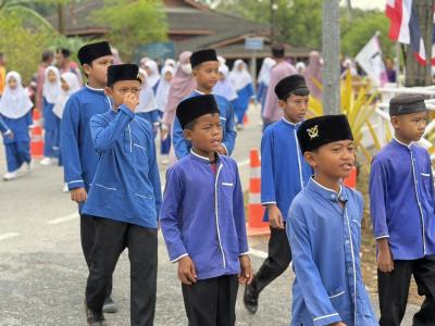 มหกรรมตาดีกาสัมพันธ์ในตำบลลุโบะบือซา