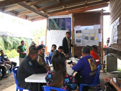 ประชุมหารือไฟไหม้ในป่าพรุในเขตตำบล ตะปอเยาะ