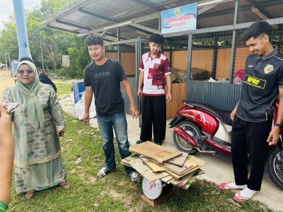 เปิดรับซื้อขยะรีไซเคิล