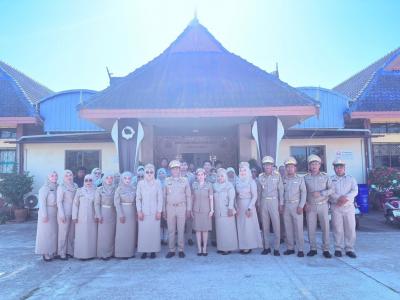 เคารพธงชาติไทย