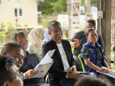 จังหวัดนราธิวาสลงพื้นที่ตรวจสถานที่ประเมินหมู่บ้าน