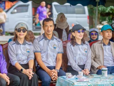 ขบวนเดินพาเหรดการแข่งขันกีฬากรีฑ กีฬาสีกลุ่มน้ำพุเสด็จ ครั้ง4
