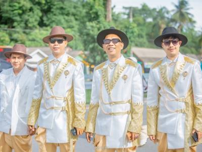 ขบวนเดินพาเหรดการแข่งขันกีฬากรีฑ กีฬาสีกลุ่มน้ำพุเสด็จ ครั้ง4