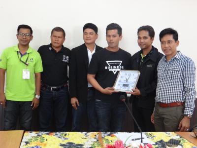นักศึกษาดูงานในพื้นที่ตำบลลุโบะบือซา