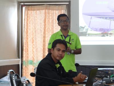 นักศึกษาดูงานในพื้นที่ตำบลลุโบะบือซา