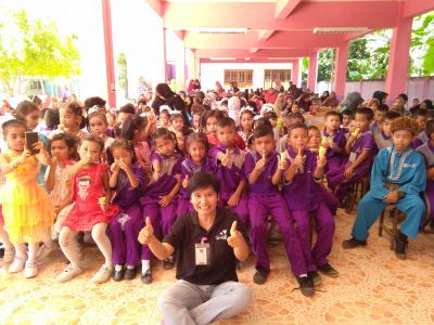 กิจกรรมเป็นประธานงานวันเด็กในตำบลลุโบะบือซา