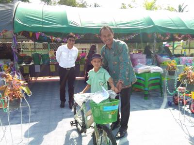 กิจกรรมเป็นประธานงานวันเด็กในตำบลลุโบะบือซา