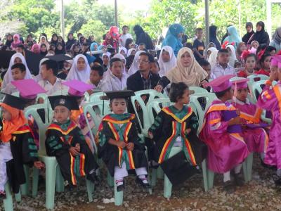 โครงการส่งเสริมกระตุ้นการศึกษา ประจำปี 2560