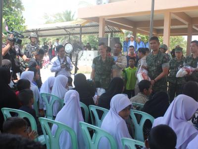 โครงการเดินเท้าเข้าทุกชุมชน ร่วมส่งเสริม สังคมพหุวัฒธรรม