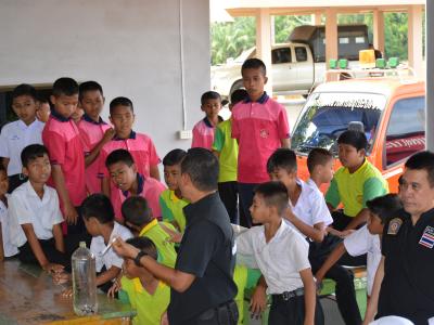 โครงการป้องกันและแก้ไขปัญหายาเสพติด หลักสูตรเยาวชนต้นกล้า