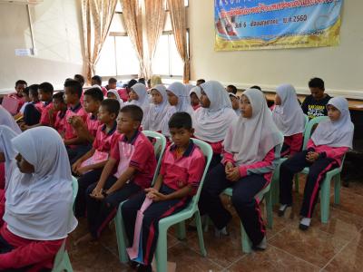 โครงการป้องกันและแก้ไขปัญหายาเสพติด หลักสูตรเยาวชนต้นกล้า